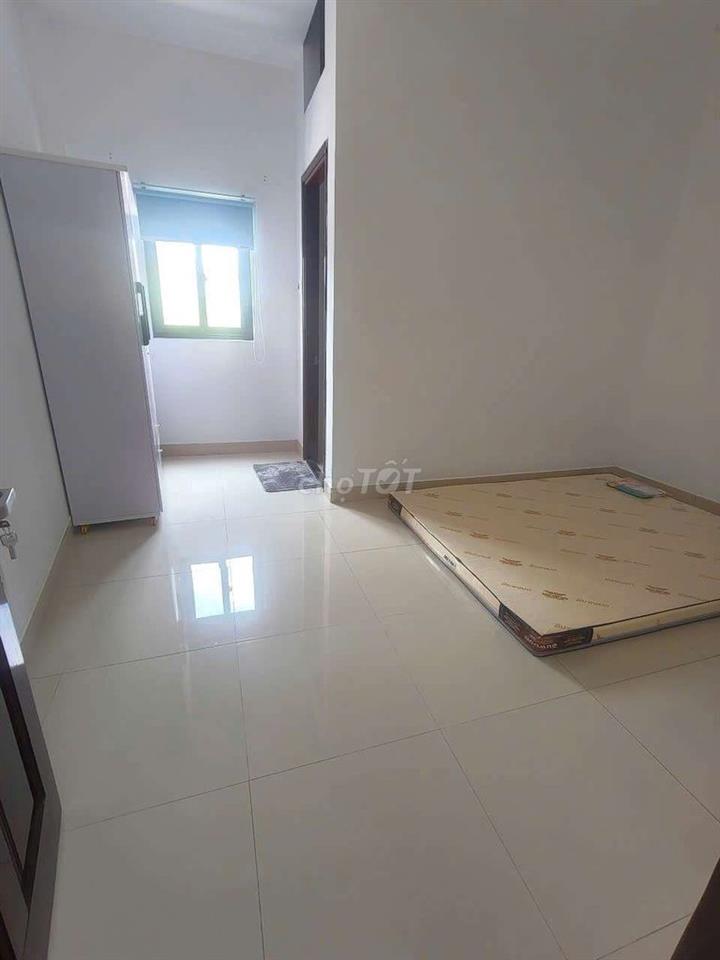 PHÒNG MỚI SIÊU THOÁNG SẠCH SẼ - GẦN UFM TDTU LOTTE RMIT QUẬN 8 QUẬN 5