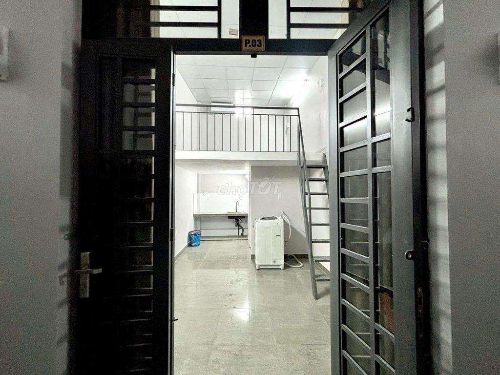 PHÒNG SIÊU RỘNG GẦN PHÚ MỸ HƯNG GÁC CAO FULL NT - TIỆN ĐI OU TNMT KCX
