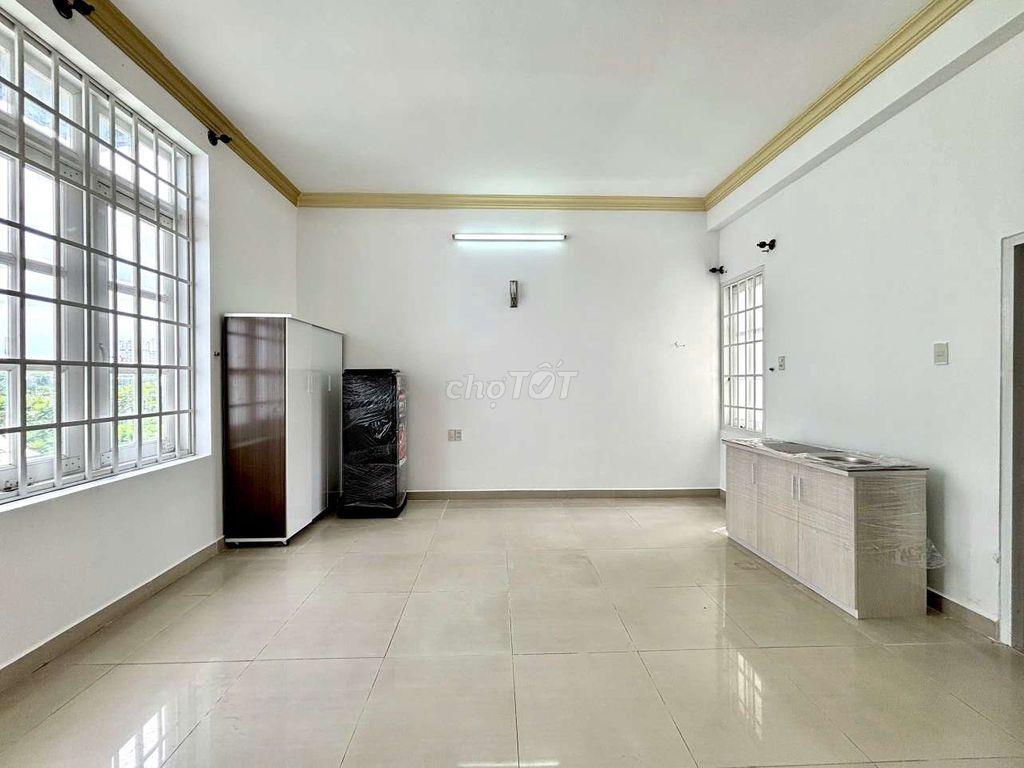 PHÒNG MỚI 100% CỬA SỔ SIÊU TO ĐI BỘ UFM CHỢ TÂN MỸ QUẬN 4 QUẬN 1