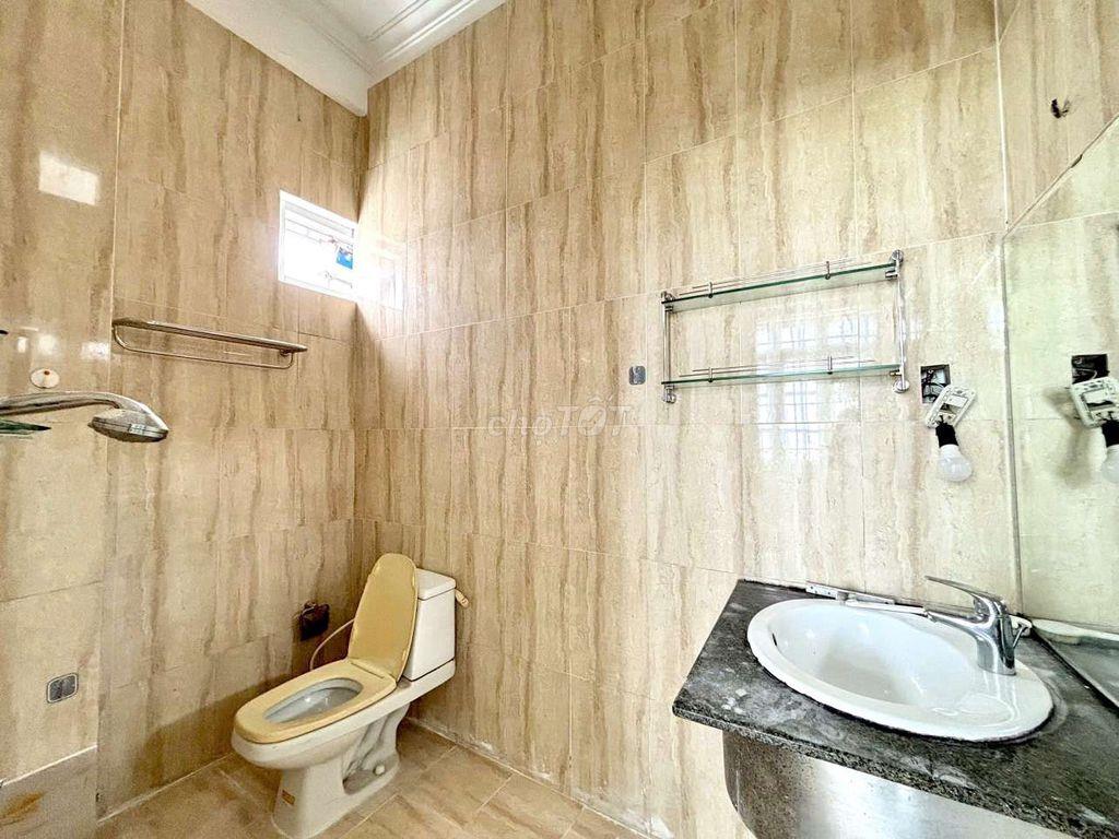 PHÒNG MỚI 100% CỬA SỔ SIÊU TO ĐI BỘ UFM CHỢ TÂN MỸ QUẬN 4 QUẬN 1