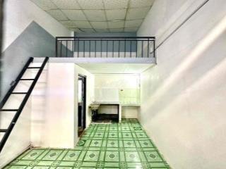 rộng rãi, thoải mái giá