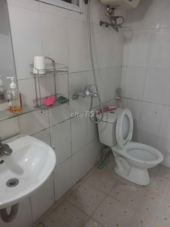 Căn hộ 50m2 tầng 1 tập thể Nghĩa Tân