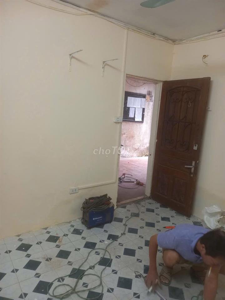 Căn hộ 50m2 tầng 1 tập thể Nghĩa Tân