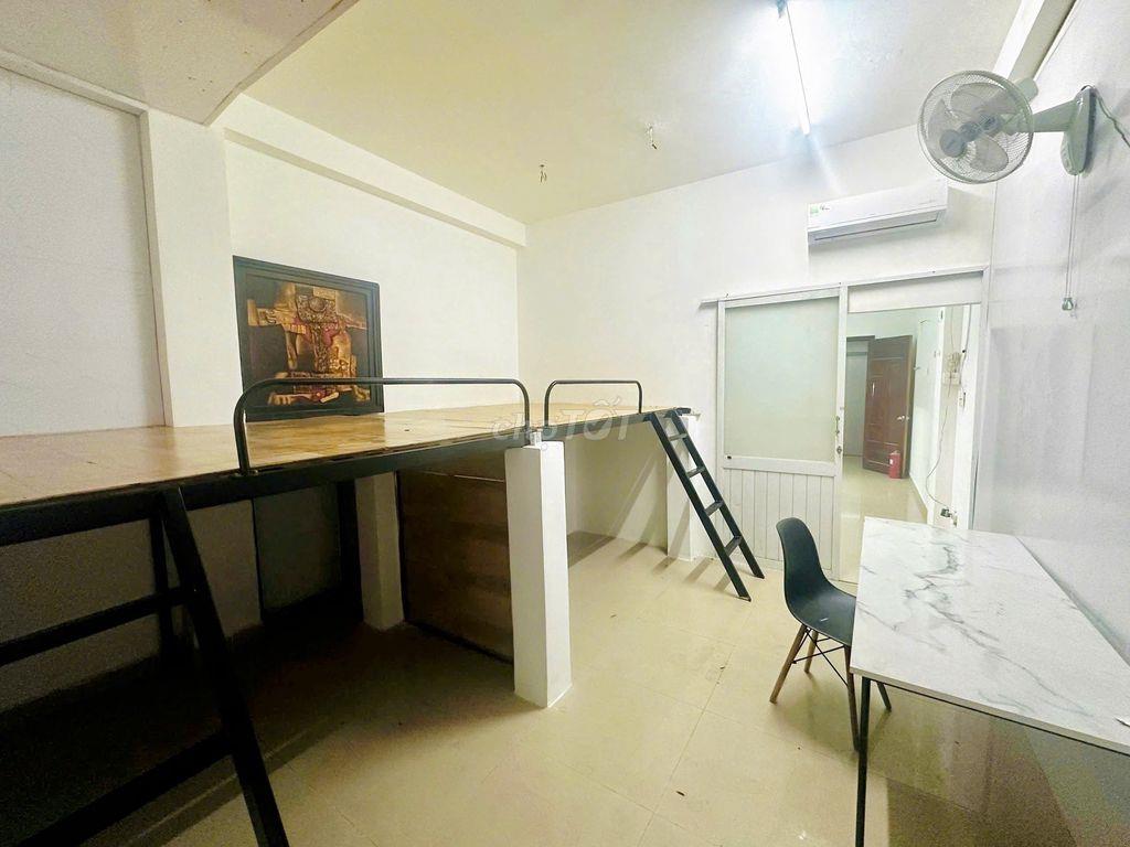 Studio 1 Phòng ngủ , 1 phòng bếp , 1 wc
