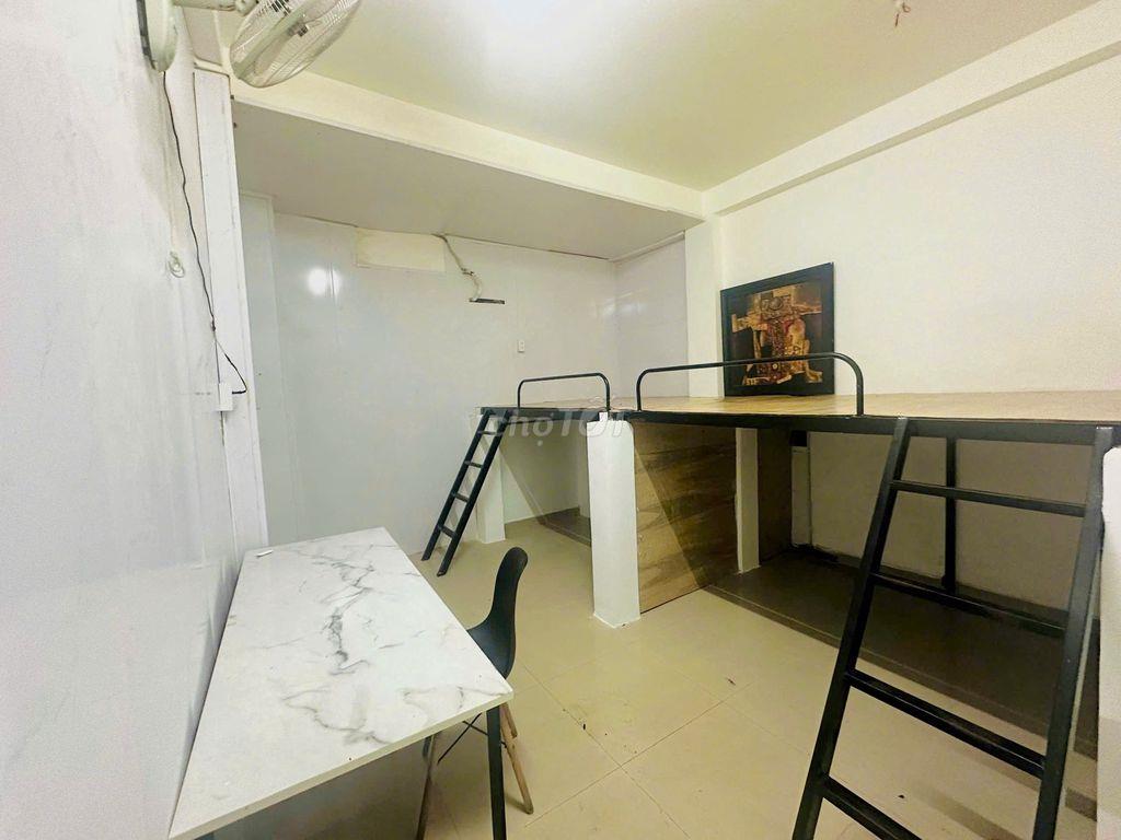 Studio 1 Phòng ngủ , 1 phòng bếp , 1 wc