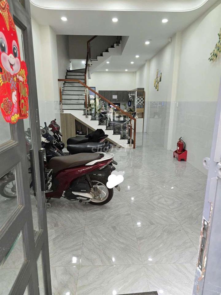 Cho thuê phòng trọ gần trường ĐH Nguyễn Tất Thành, CĐ Điện Lực, Q12