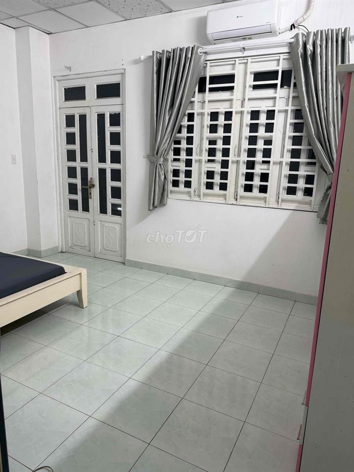PHÒNG TRỌ GIÁ SINH VIÊN