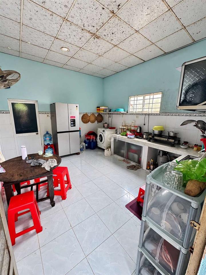 Chính chủ bán 2.200m² nhà vườn Bến Tre, 300m² thổ cư, ô tô tới đất