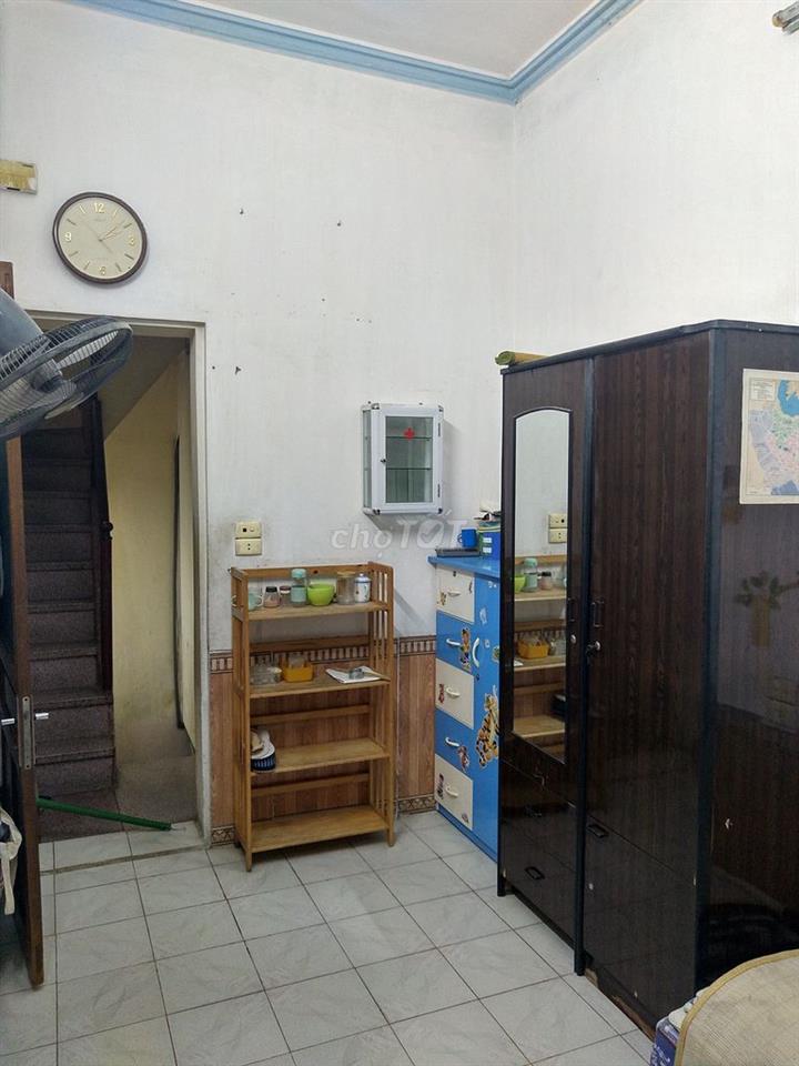 Cho thuê NR 3PN, 2WC, 22m2 x 3 tầng tại Ngõ 218, Chợ Khâm Thiên