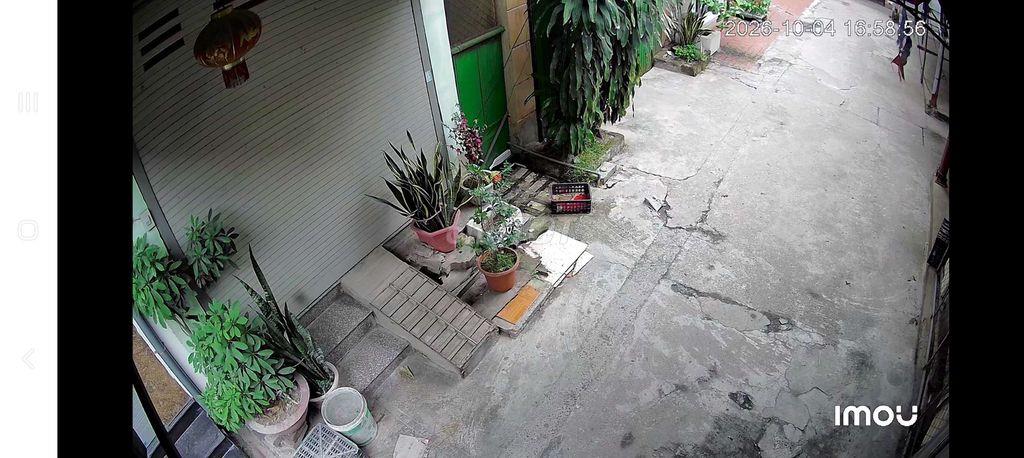 cho thuê nhà 3 tầng mặt chợ ngã tư sơn đồng