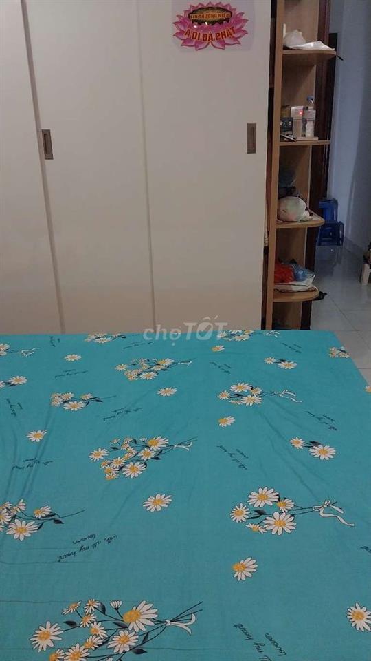 cho thuê nhà 3 tầng mặt chợ ngã tư sơn đồng