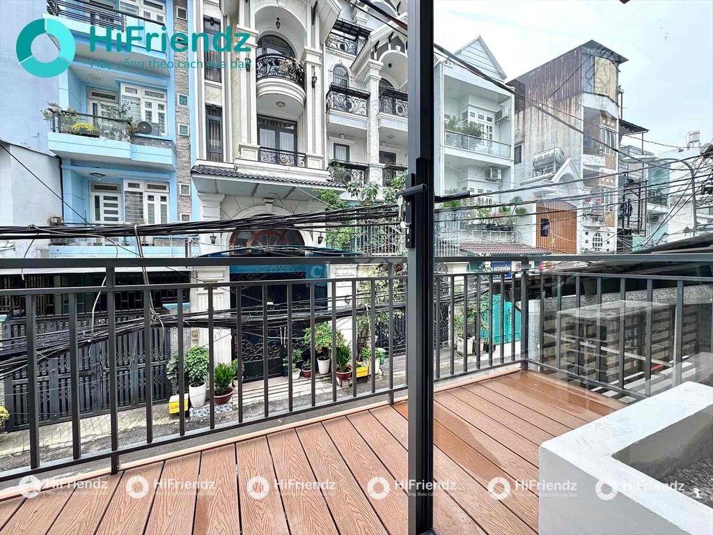 Trống sẵn studio ban công cực xinh ngay Cộng Hoà