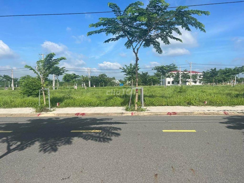 Bán đất
