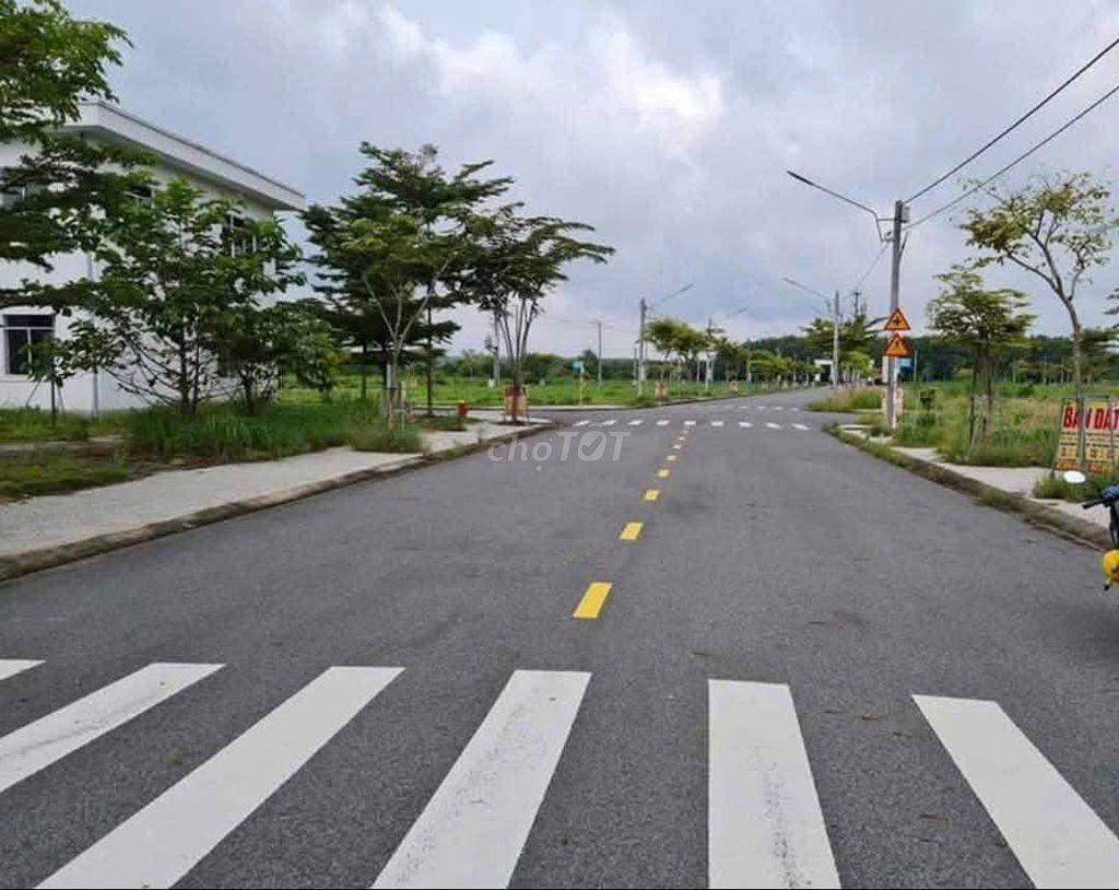 Bán đất