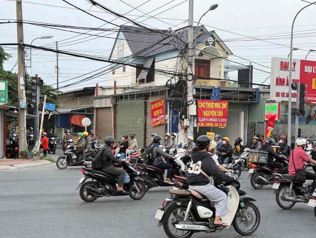 Cho thuê MBKD góc ngã tư 2mt đèn đỏ Củ Chi 80m2