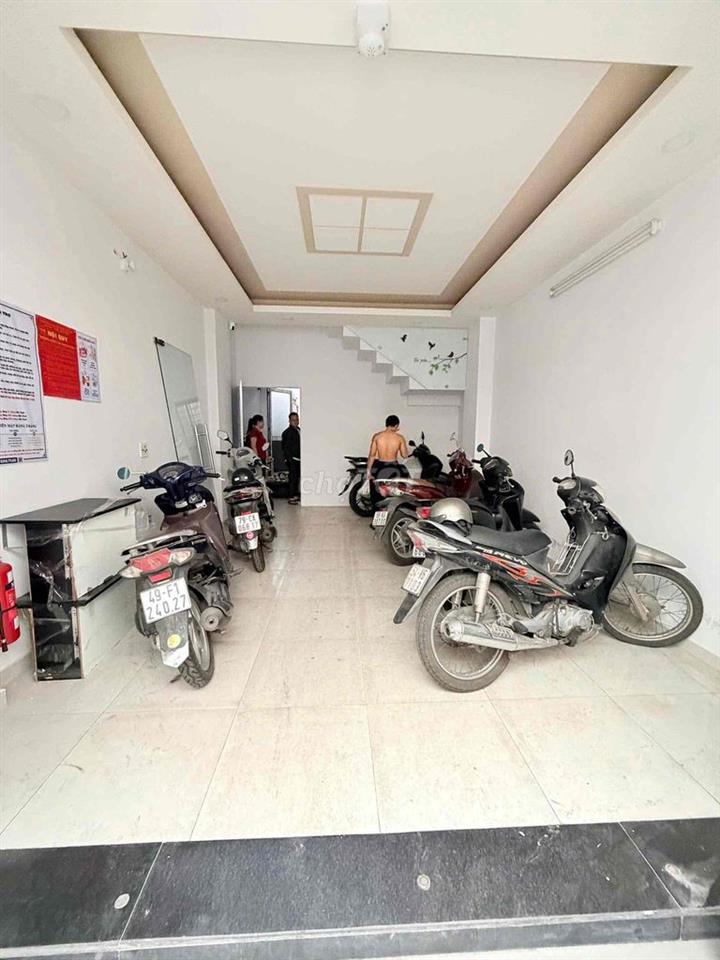 NHÀ CHÍNH CHỦ 4x16m, 4 TẦNG. HẺM 6m. THU NHẬP 360tr/NĂM.