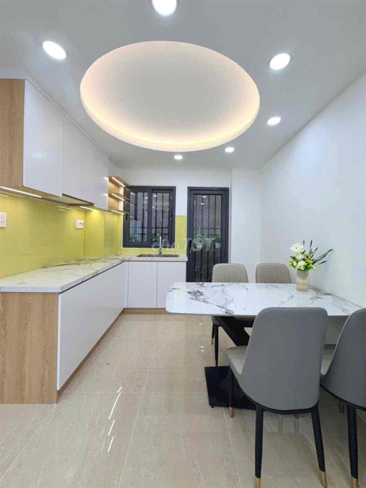 NHÀ MỚI CHÍNH CHỦ 4,5x10m, 5 TẦNG, HẺM 2 XE HƠI NÉ NHAU, LÊ ĐỨC THỌ