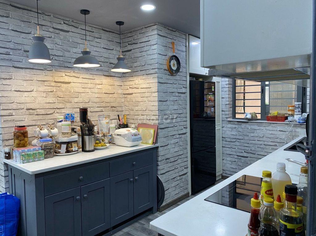 BÁN CĂN HỘ CC SCREC TOWER  – 105M² (3PN - 2WC) – 5.7 TỶ (CÒN BỚT)