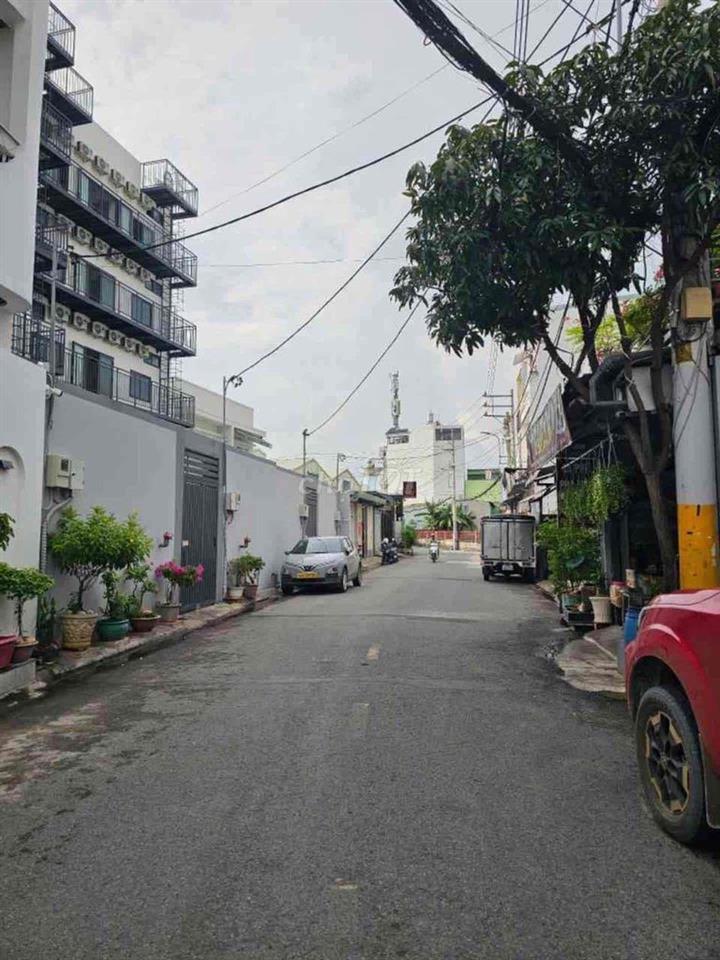 Bán nhà mặt tiền đẹp giá rẻ ngay chợ hiệp thành quận 12