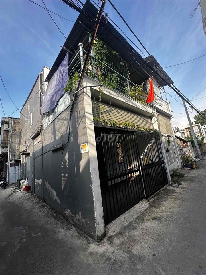 Nhà Đẹp giá rẻ 60m - 2.2  tỏi- ngay mê trô  Lê văn Khương quận 12