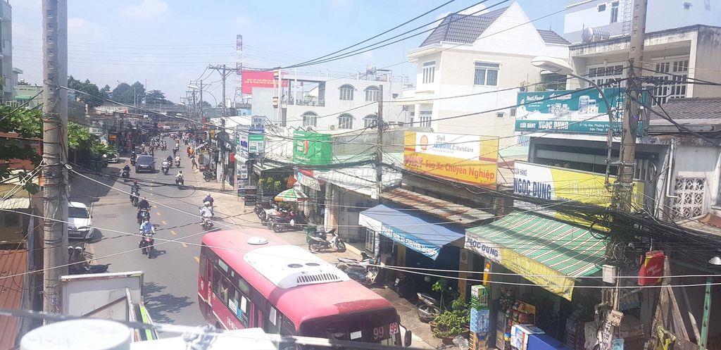CHO THUÊ NGUYÊN CĂN MẶT TIỀN ĐƯỜNG TÂY HÒA 420m2 1TR4L