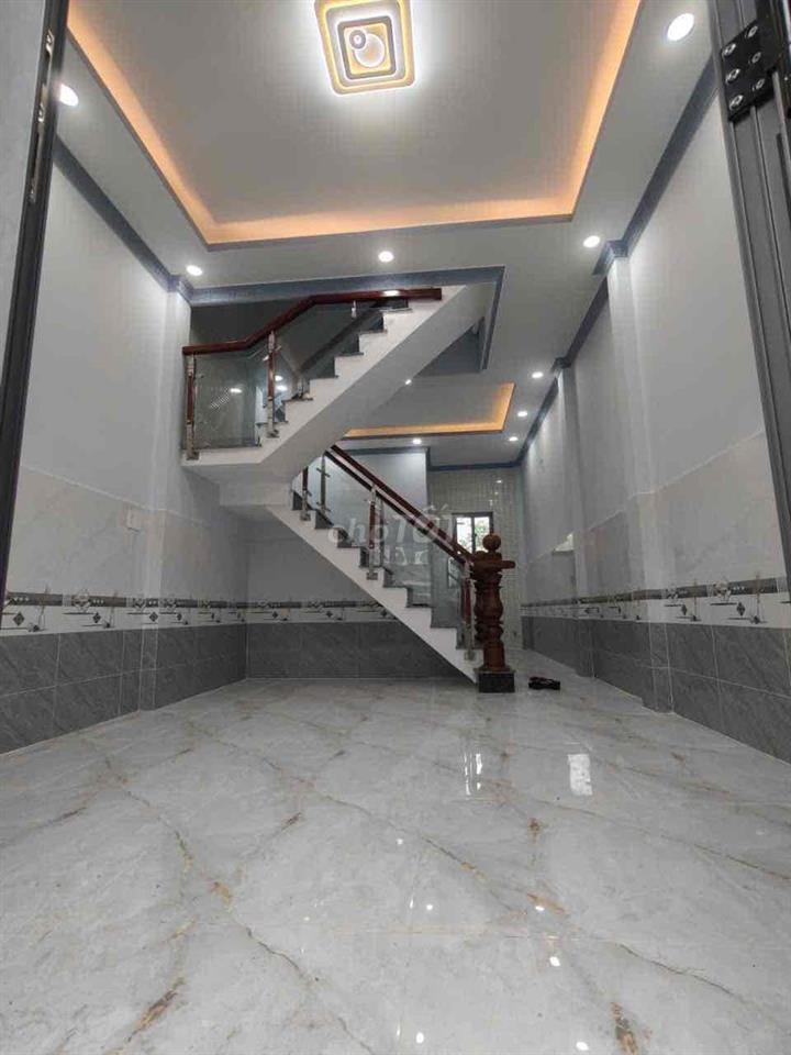 cc bán nhà hẻm xe hoi dân cư mới