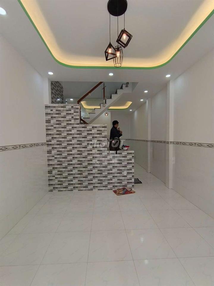 nhà  Vĩnh Lộc B, sát  bên  BV Bình Tân 