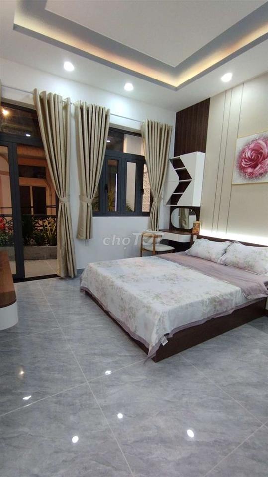 Bán gấp nhà 3 tầng 75 đường số 1 P.Bàn Cờ, 102 m2 giá chốt 28 tỷ 