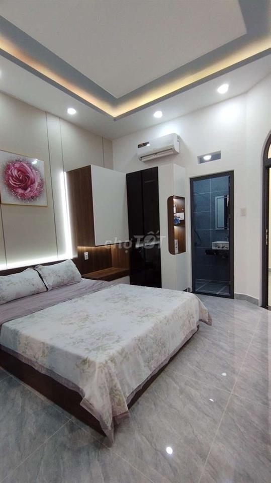 Bán gấp nhà 3 tầng 75 đường số 1 P.Bàn Cờ, 102 m2 giá chốt 28 tỷ 