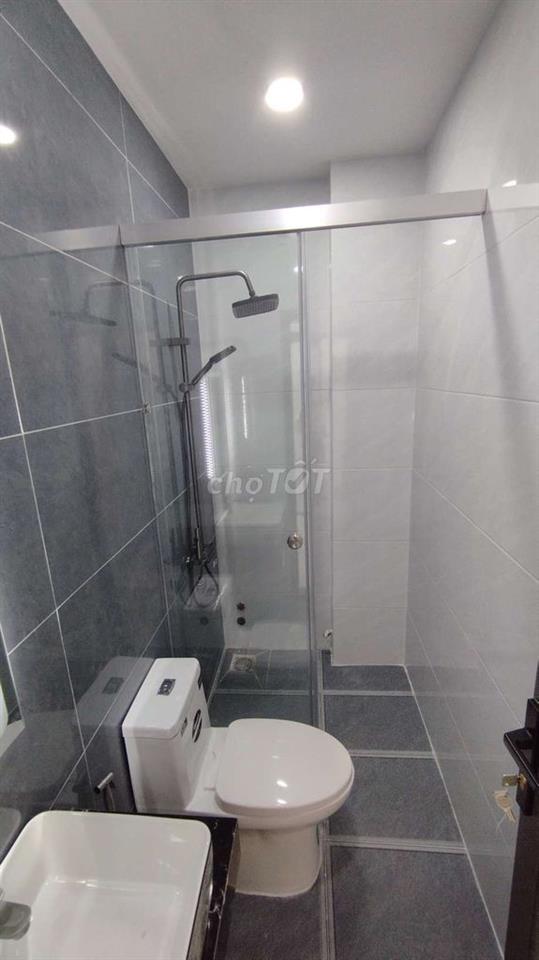 Bán gấp nhà 3 tầng 75 đường số 1 P.Bàn Cờ, 102 m2 giá chốt 28 tỷ 