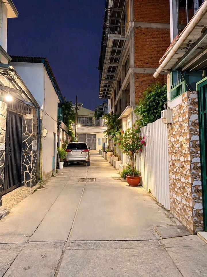 bán nhà lê đình cẩn bình tân 82m2 nở hậu 8.1m hẻm ô tô gần mặt tiền