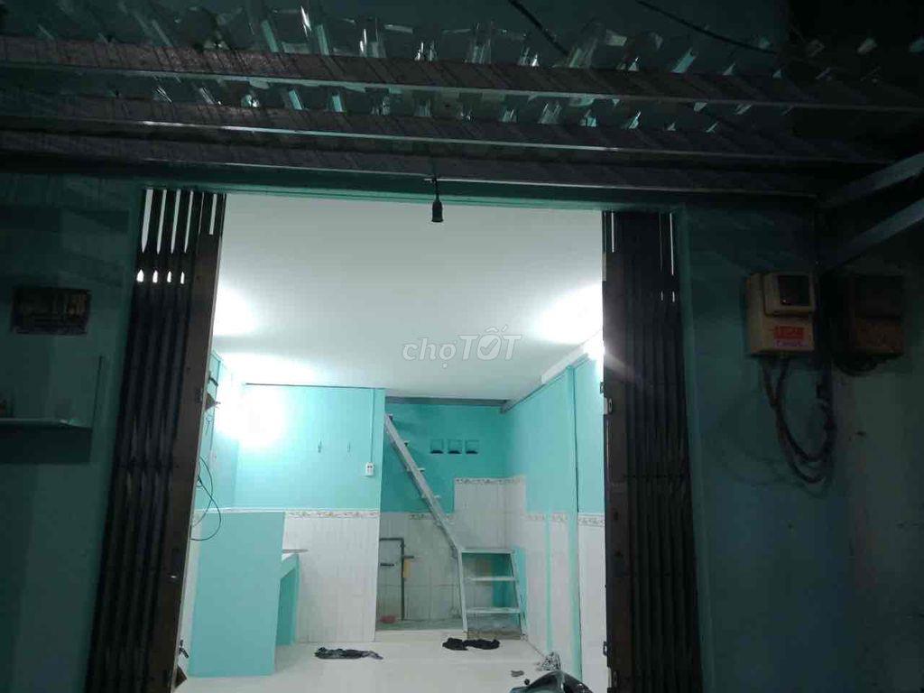nhà 1 trệt 1 lầu 2 phòng ngủ-toilet …dân cư hiện hữu yên tĩnh