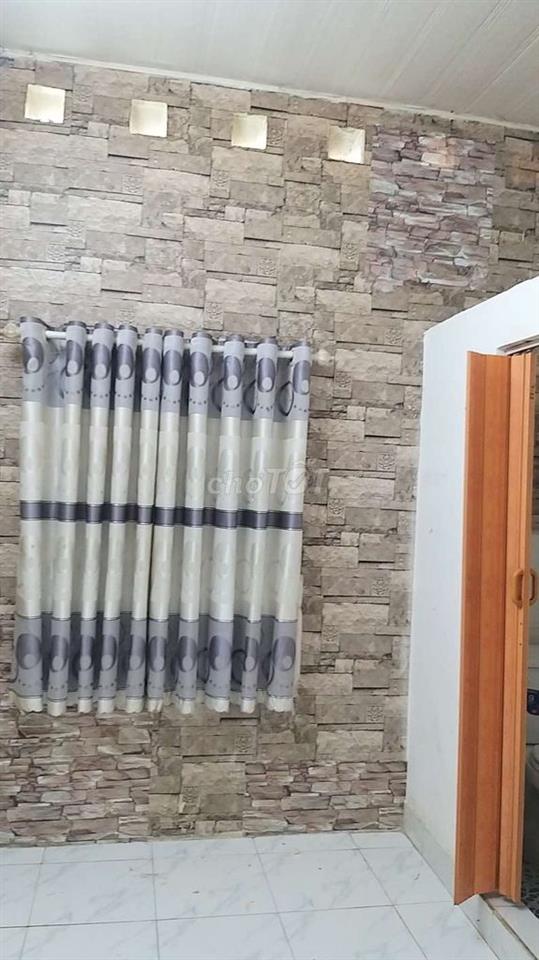 Nhà 1 trệt 1 lầu gần chợ Gò Vấp, đi bộ ra Vincom PVT