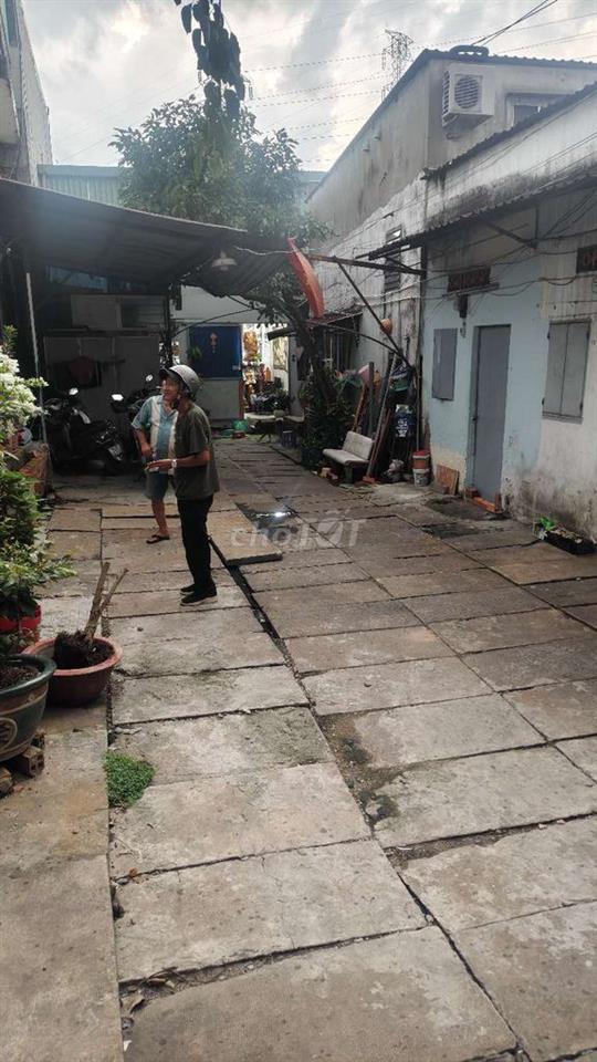 Cần bán lô đất diện tích lớn 500m² tại Thạnh Lộc, Quận 12