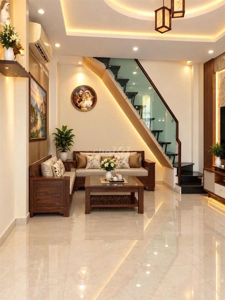 CHO THUÊ NHÀ HẺM LÊ VĂN SỸ, (P.11, PHÚ NHUẬN CŨ) GIÁ 10 TRIỆU.