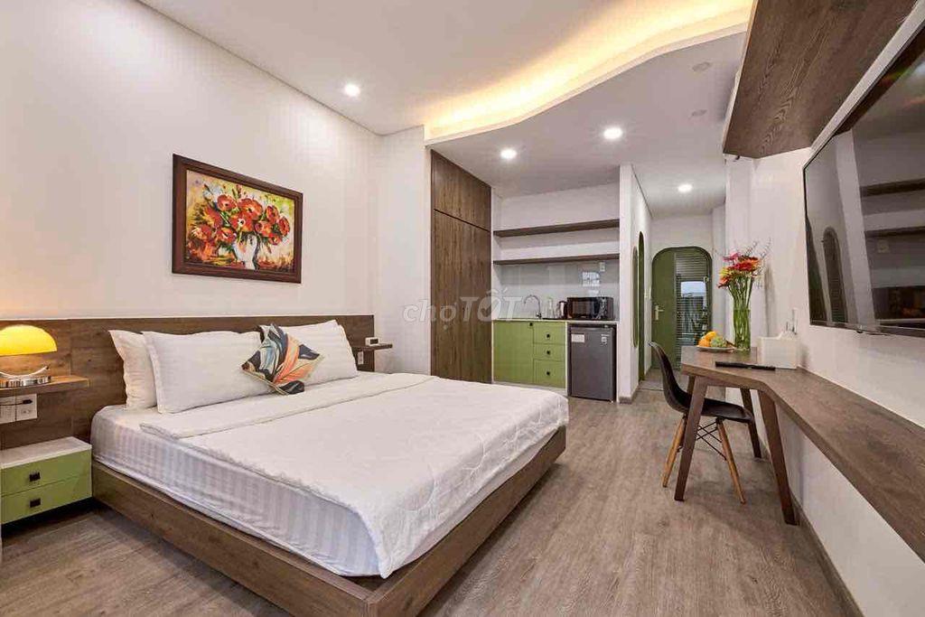 CHO THUÊ CĂN HỘ STUDIO BAN CÔNG FULL NỘI THẤT GẦN CHỢ BẾN THÀNH