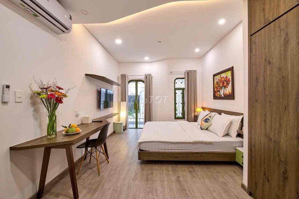 CHO THUÊ CĂN HỘ STUDIO BAN CÔNG FULL NỘI THẤT GẦN CHỢ BẾN THÀNH