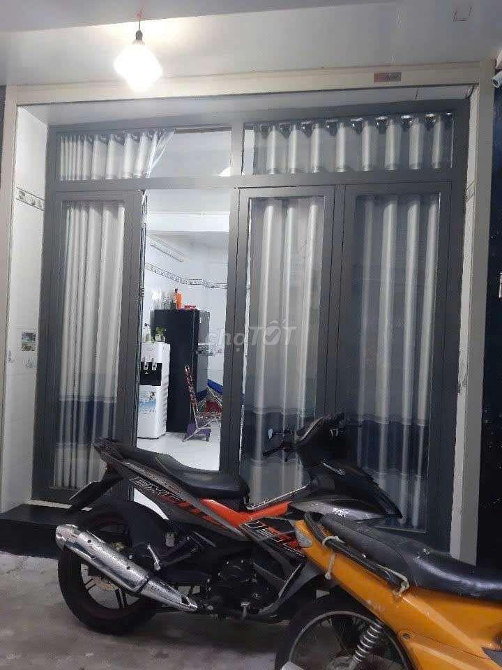 Cho nữ SV thuê trọ nhà mới