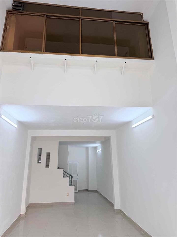 cần bán nhà q11