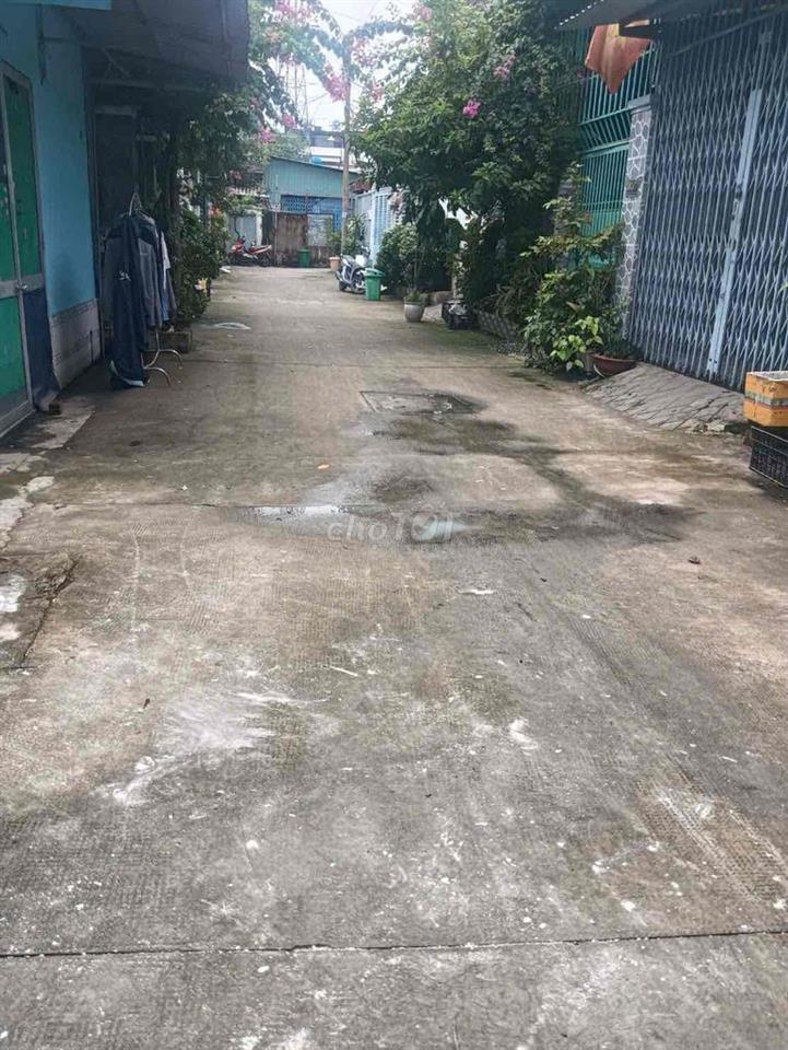 nhà cho thuê 1 trệt 1 lầu 2 phòng ngủ 1 toilet