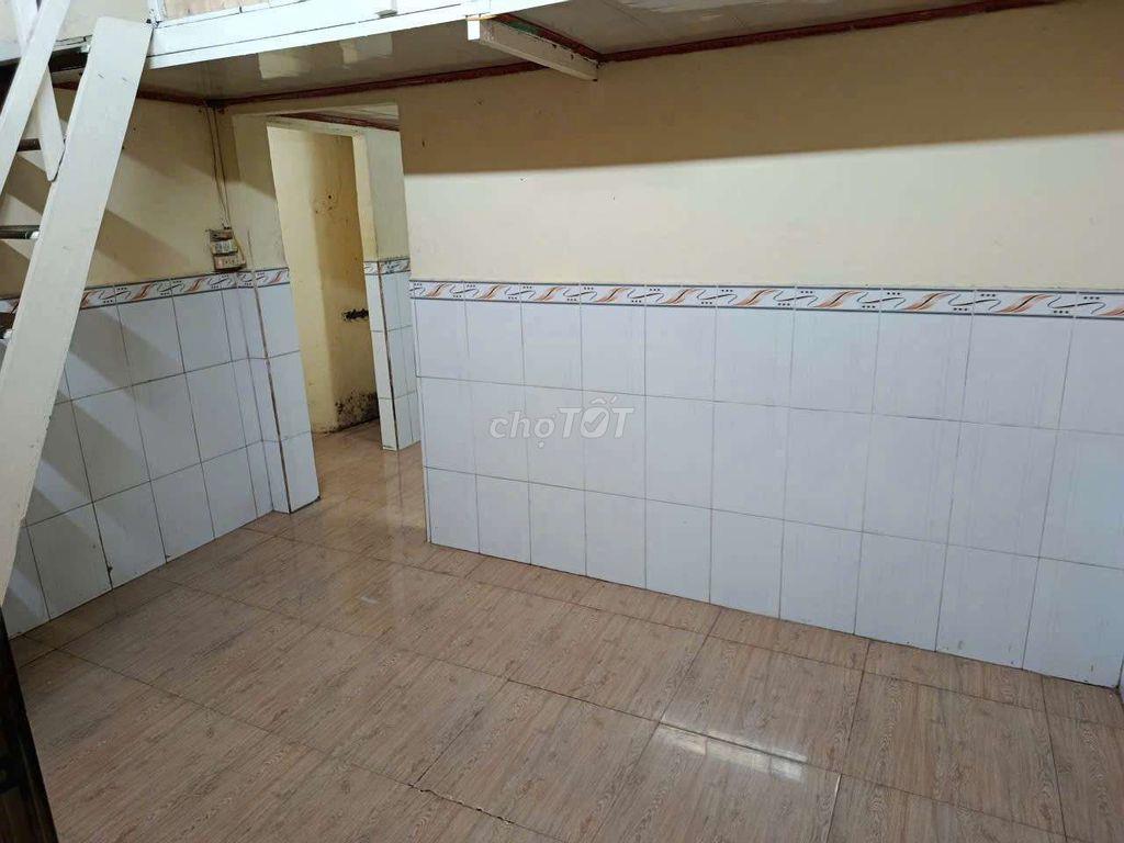 Tôi chủ nhà ,cần bán căn nhà Tôn Đản Quân 4

