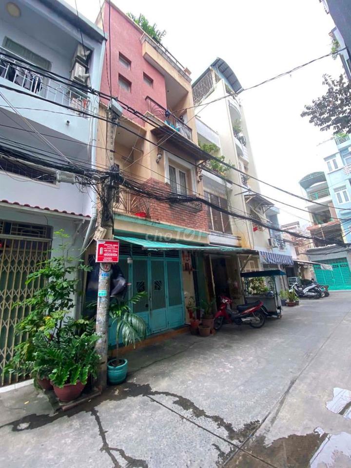 cần bán nhanh nhà quận 4 hẻm xe hơi 