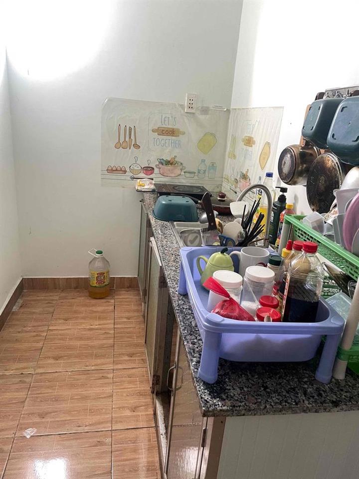 Tìm Nữ Ở Ghép