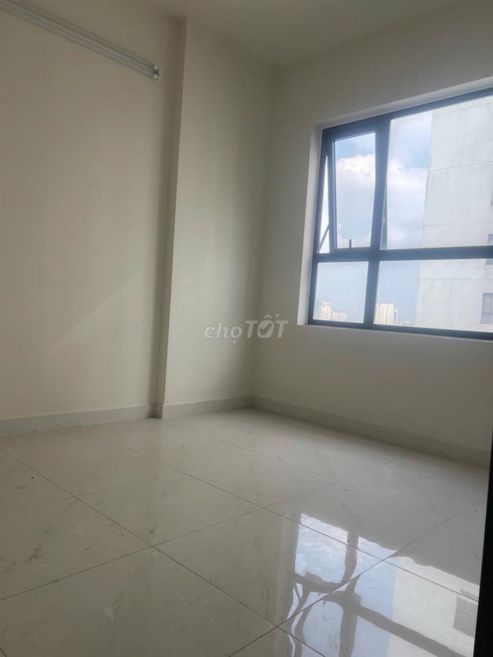 Bán căn hộ Green River 3 PN 80 m2 căn góc lấy sáng tốt view Kênh Đôi