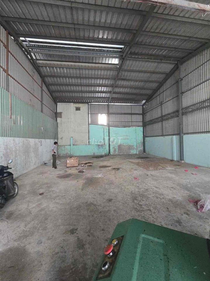 Cần tìm kho ở khu vực Tây Thạnh, kênh 19/5