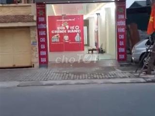 Cho thuê mặt bằng kinh doanh 2 tầng huyênh Thạch Thất 
