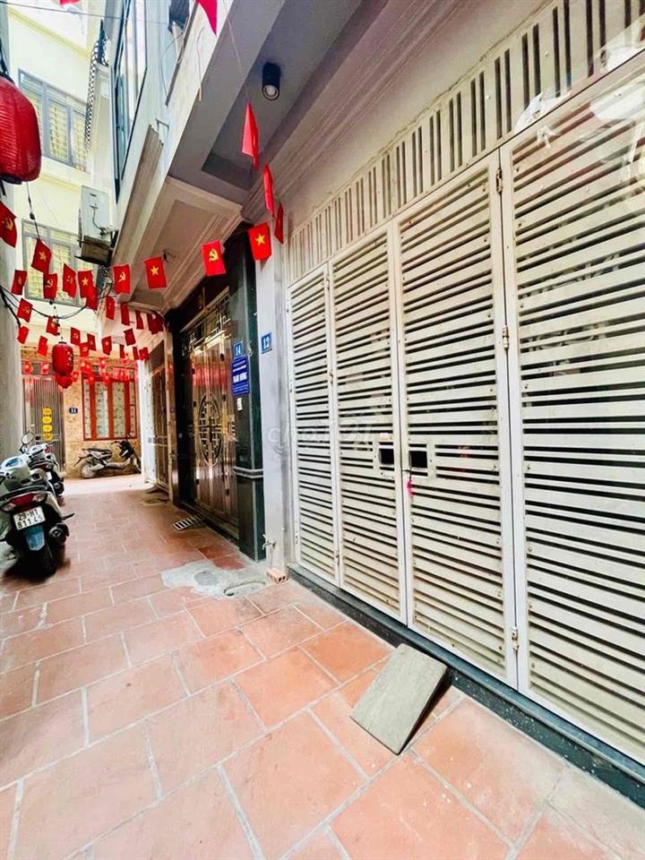 🔥 BẰNG LIỆT – NHÀ ĐẸP Ở NGAY – HƯỚNG ĐÔNG NAM – GIÁ HƠN 9 TỶ!
