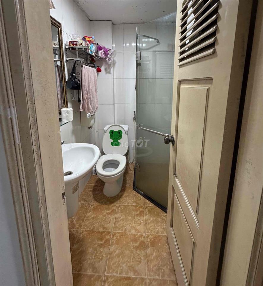 cho thuê phòng tầng 2 trong nhà 5 tầng