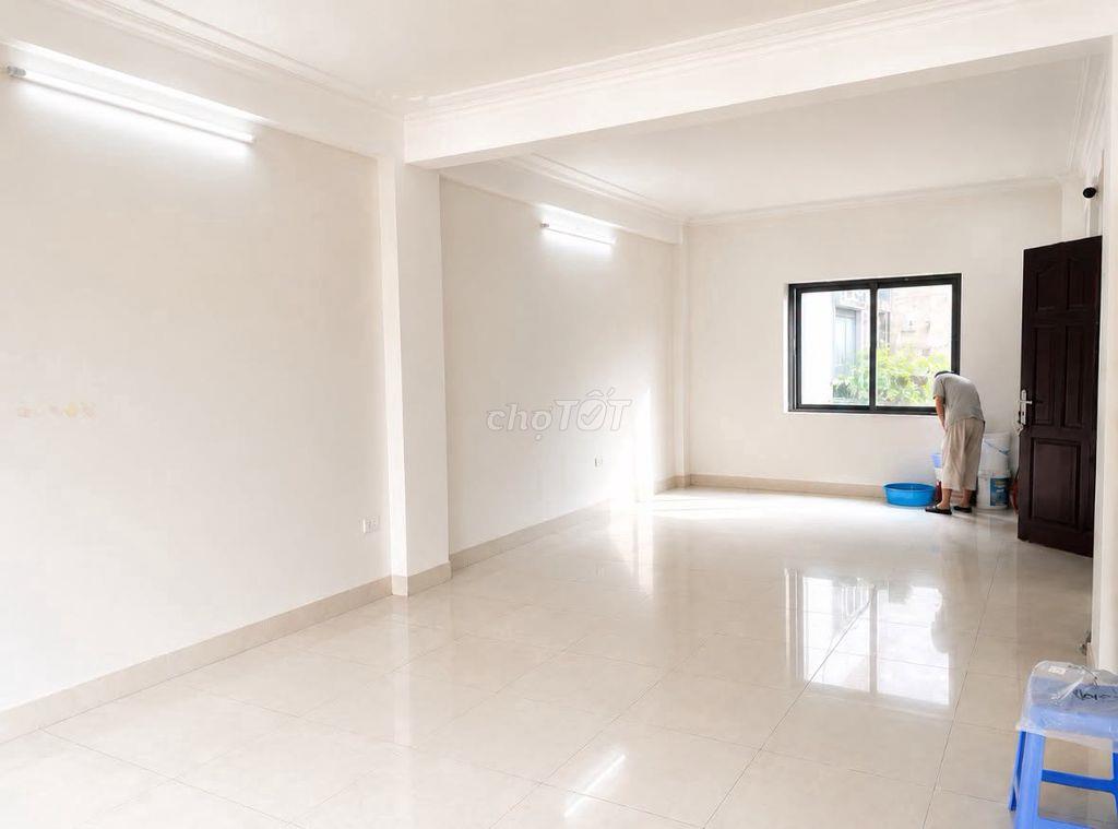 Sàn văn phòng diện tích sử dụng 85 m2, giá 9,5tr tại Khuất Duy Tiến 