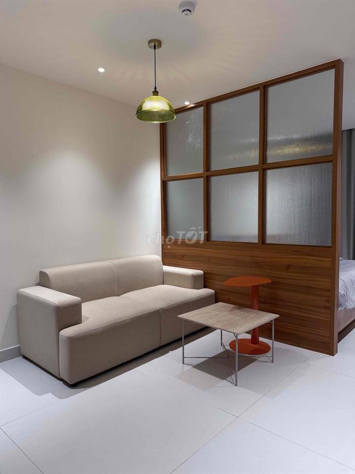 HIGH-END 1-BEDROOM APARTMENT FOR RENT – OPPOSITE PARK & 3-MIN WALK TO